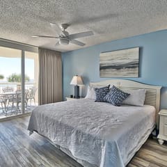Crescent Shores Unit S-106