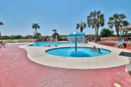 Beach Cove Resort-Top Floor-Pools/Hot Tubs-Lazy River-4 Night Min Stay-Sleeps 5