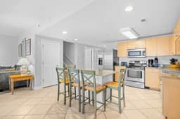 Pier Watch Villas-Sleeps-14 6bed/4bath-(10 beds)-Pools-WIFI-Free Parking