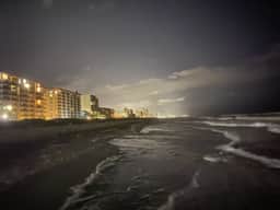 Family Friendly Top Floor Oceanfront Sleeps 6 Balcony Pools