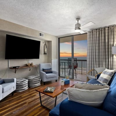 Oceanfront Waterpointe1 902-3b/2b-Sleeps 6-Balcony-WIFI-TV-Pool-Family Friendly