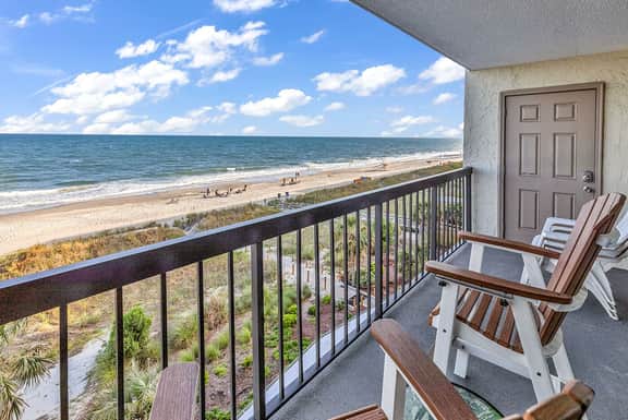 Windy Hill Beach-Sleeps 7-3bed/2bath-Oceanfront-Pool-WIFI-TV-16 Foot Balcony